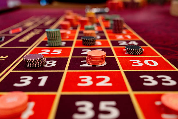Live dealer studio with real-time card action Lightning Baccarat live dealer table on superligatoto login
